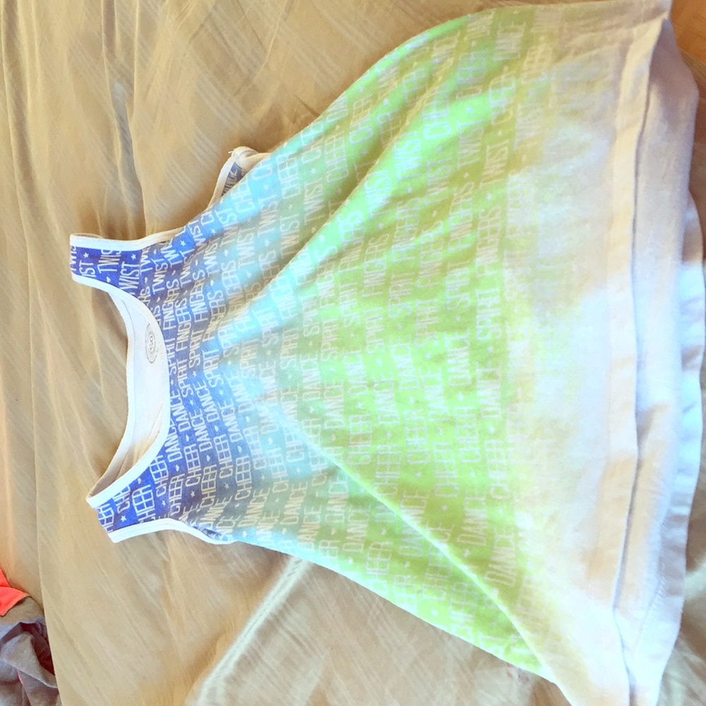 Very nice sports tank top never been worn